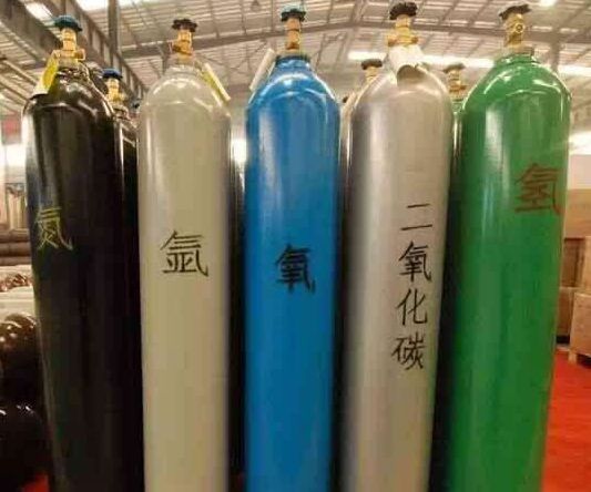 太原工業(yè)氣體氧氣，乙炔，氬氣，氮?dú)獾闹迫∨c用法
